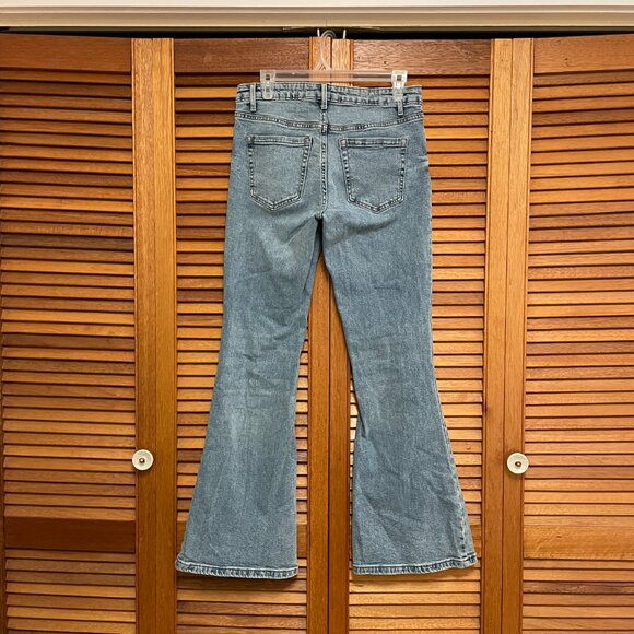 ✨3/$20✨ NOBO Distressed Mid-Rise Flare Jeans - Picture 3 of 4